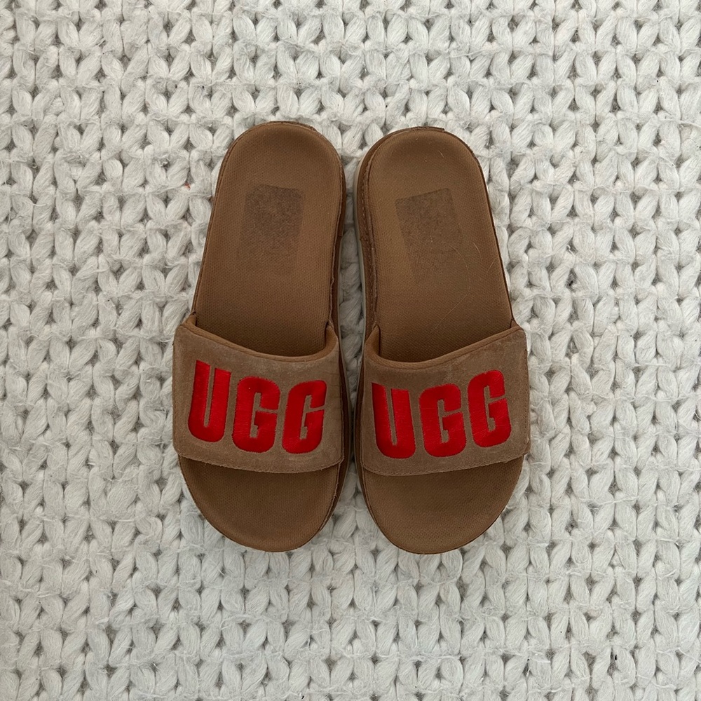 Velcro Ugg